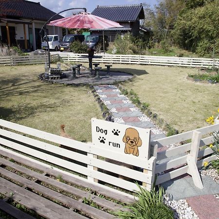 Villa ガーデンハウス道楽亭 Sado Esterno foto